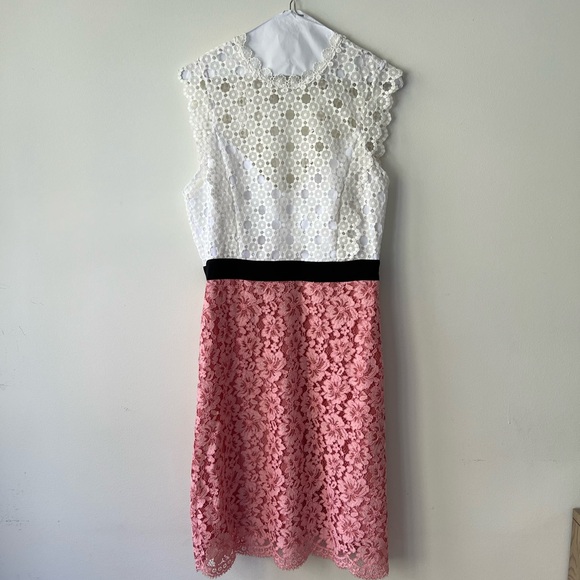 Sandro Lace Dress Pink and White Size 40 - Picture 4 of 4